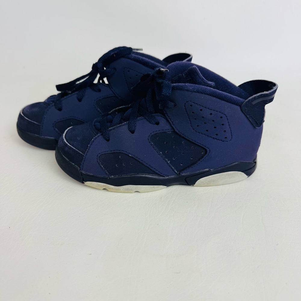 Air Jordan Purple Youth Sneakers 645127-509 Shoes Kids Size 10C‎